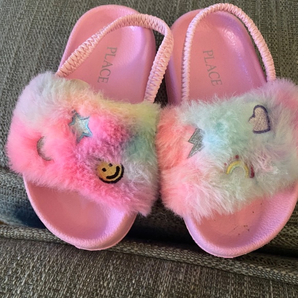 Sandals - Picture 3 of 3